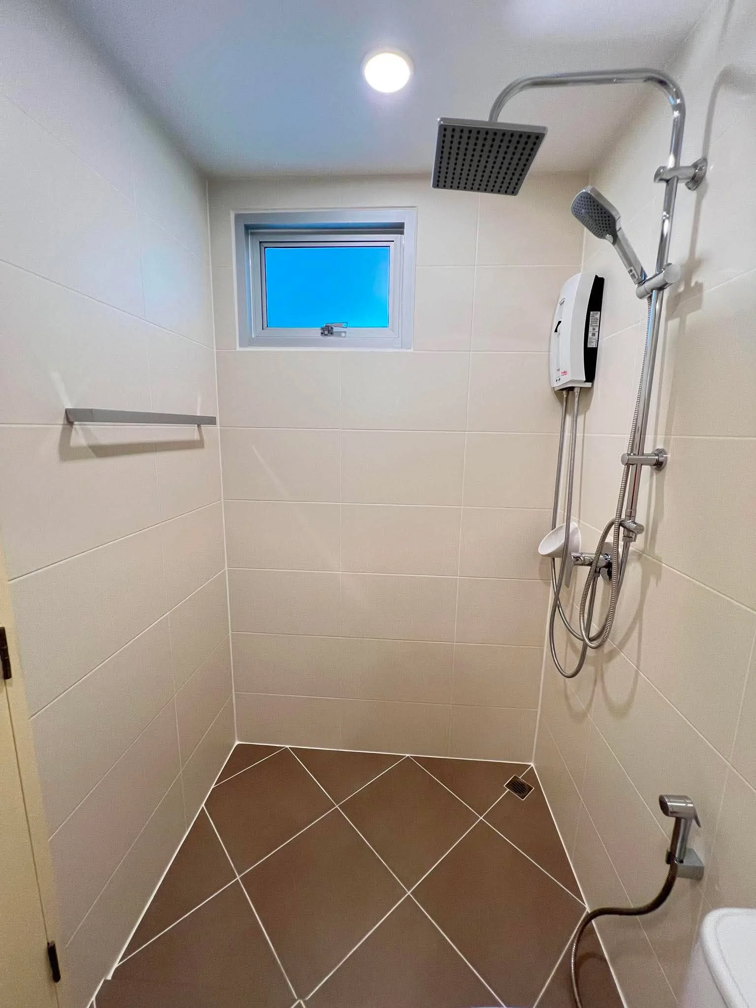 เดอะ พรีมิโอ (The Premio Condo) ซอยประเสริฐมนูกิจ 29