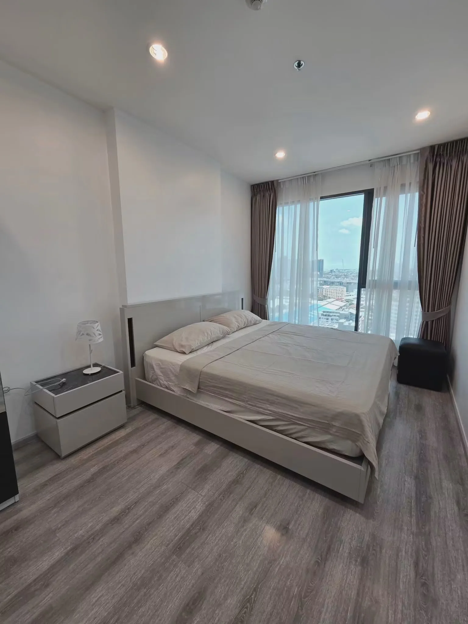 ปล่อยเช่าคอนโด Ideo Mobi Sukhumvit 66 เฟอร์ครบพร้อมเข้าอยู่ ใกล้ BTS อุดมสุข