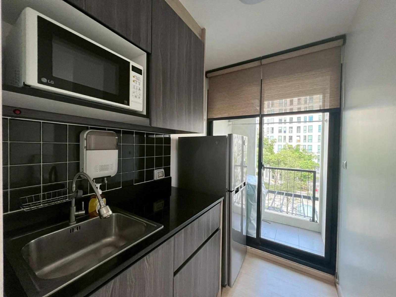 Unio Condo สุขุมวิท 72 (ยูนิโอ คอนโด สุขุมวิท 72)