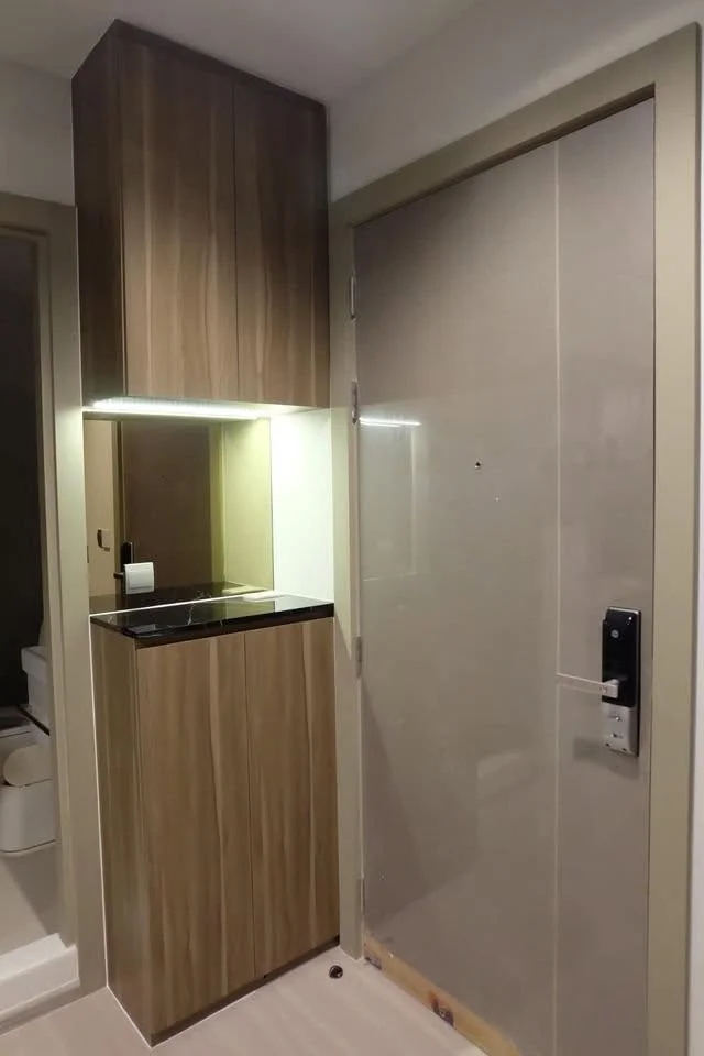 ปล่อยเช่าคอนโด Life Asoke ห้องสวย Built-in ครบ 1 Bed Plus ทิศเหนือ วิวสระ ใกล้ MRT เพชรบุรี และ มศว