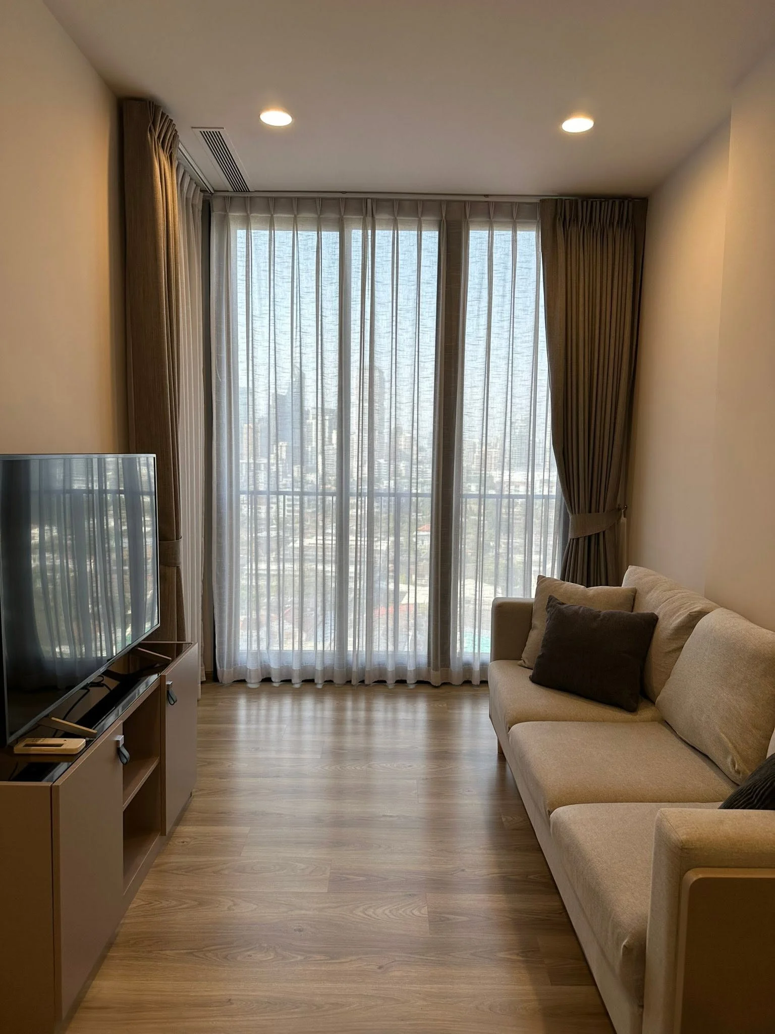 Oka Haus Sukhumvit 36