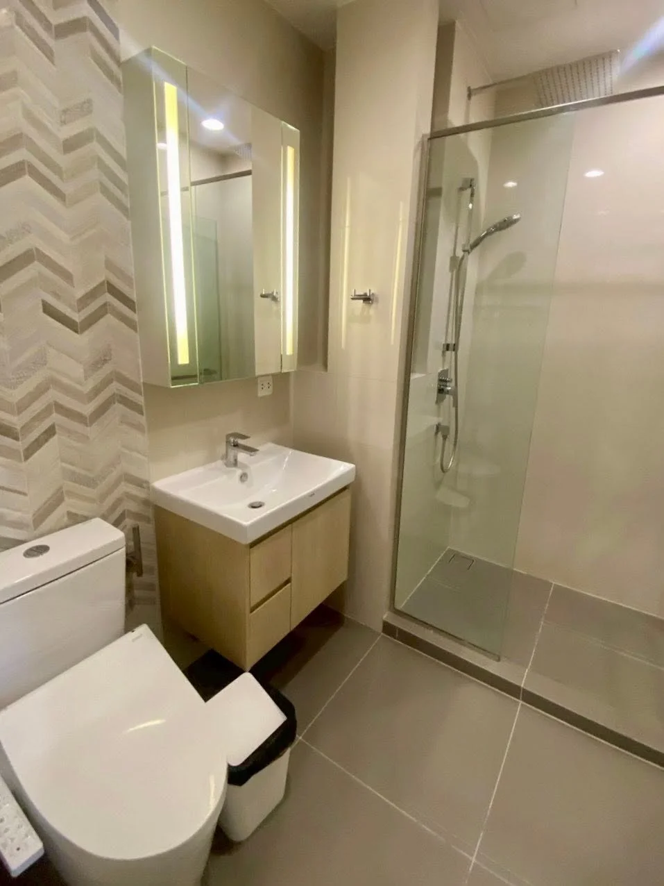 Oka Haus Sukhumvit 36