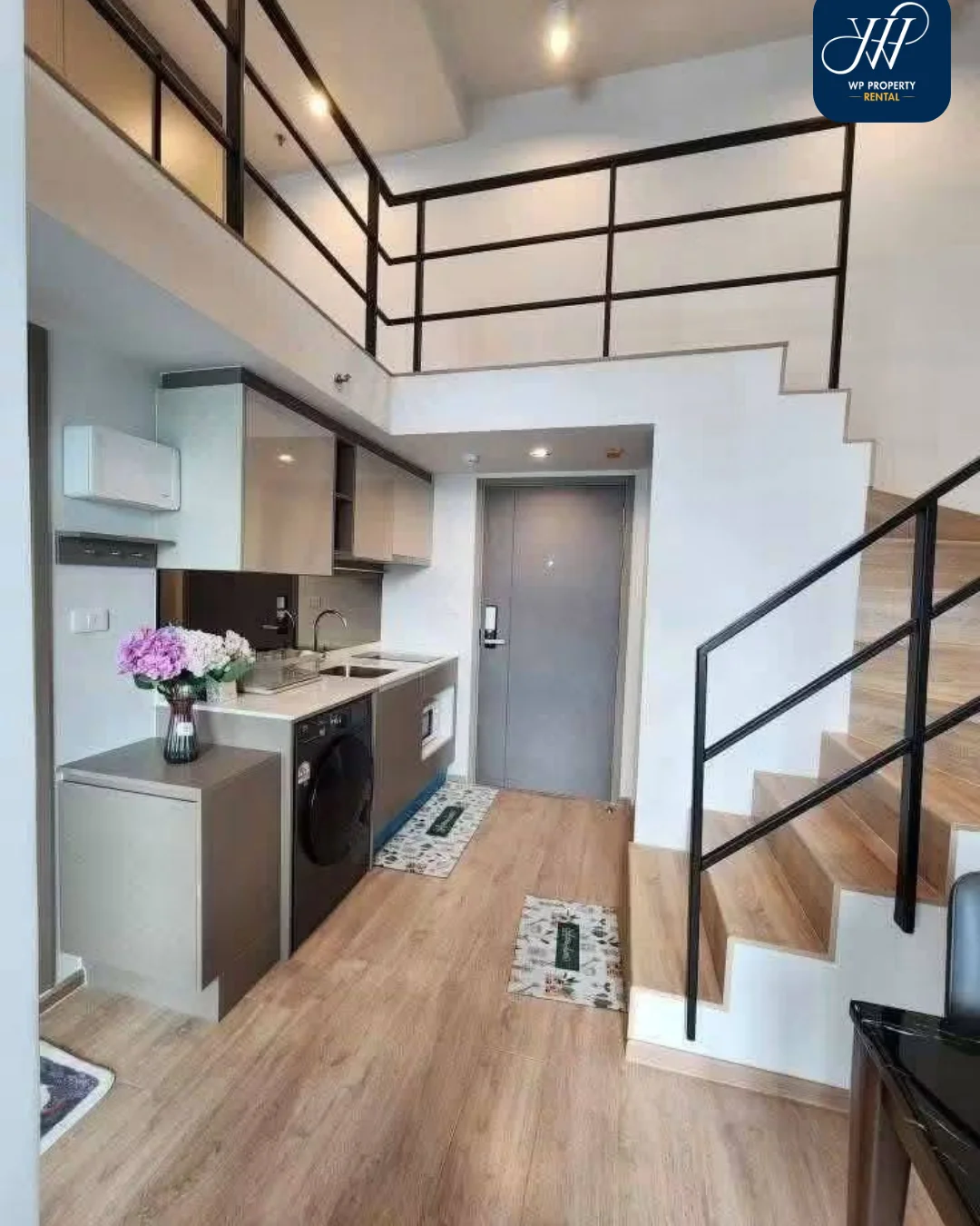 Ideo Rama 9 - Asoke ห้อง Duplex สไตล์ 2 ชั้น
