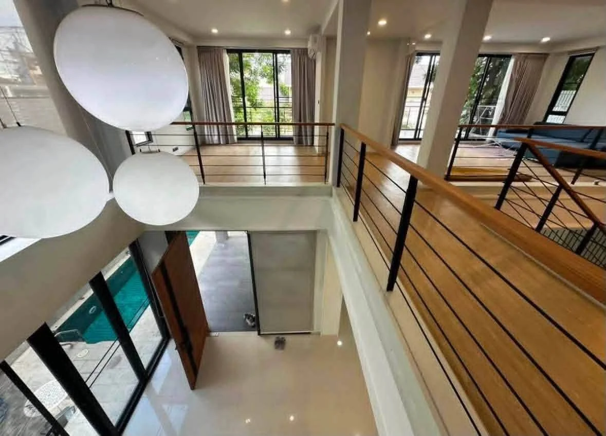 Luxury Pool Villa Sukhumvit 71